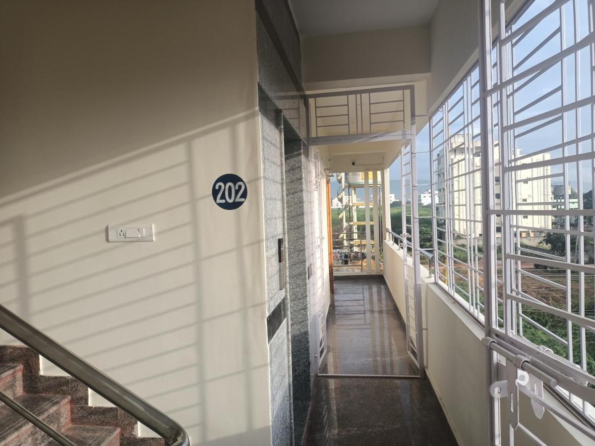 Four Seasons Home Stay تيروباتي المظهر الخارجي الصورة